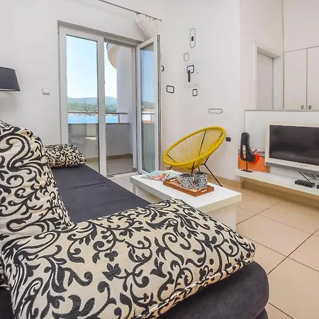 Capitan House I
